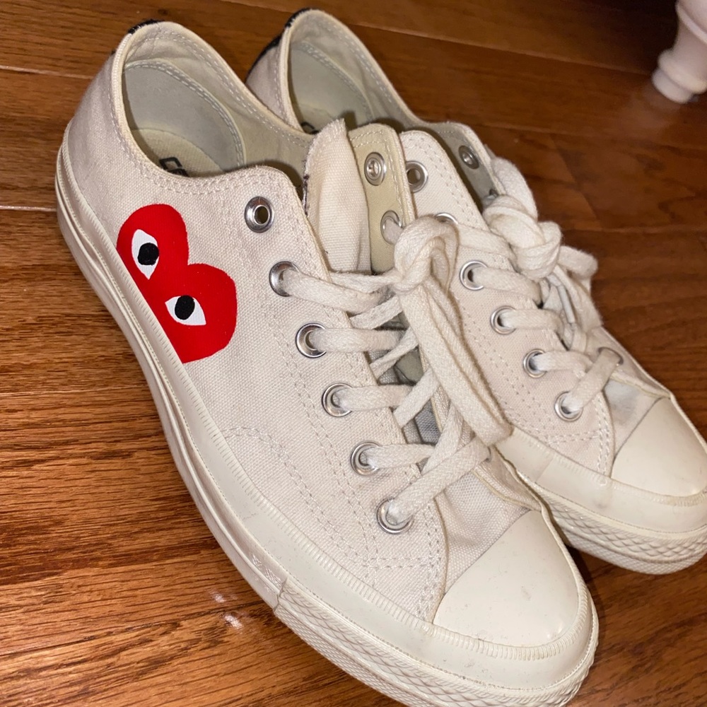 Comme De Garçon Play White/Cream Converse